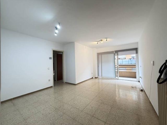 Piso en venta en Barri Vell, Gironès