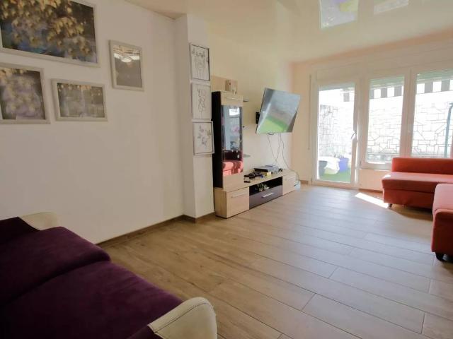 Piso en venta en Barri Vell, Gironès