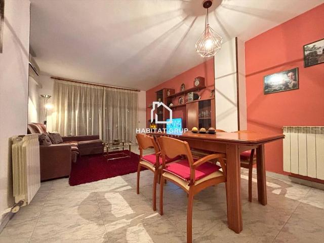 Piso en venta en Barri Vell, Gironès