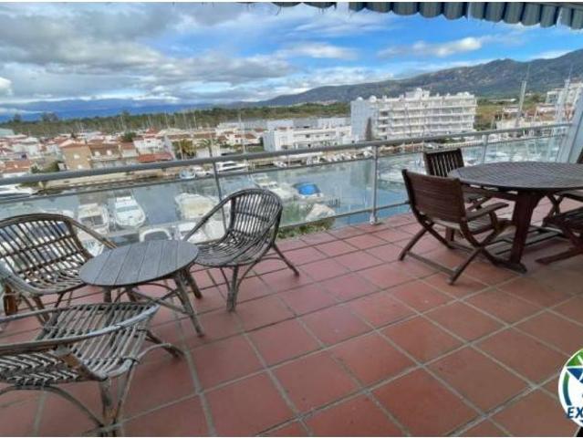 Piso en venta en Roses