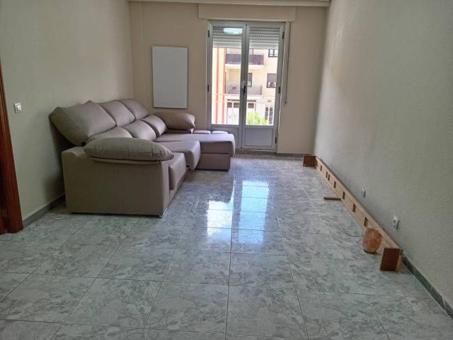 Piso en venta en Santa Marta De Tormes, Castilla y León