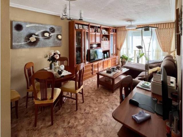 Piso en venta en Santa Marta De Tormes, Castilla y León