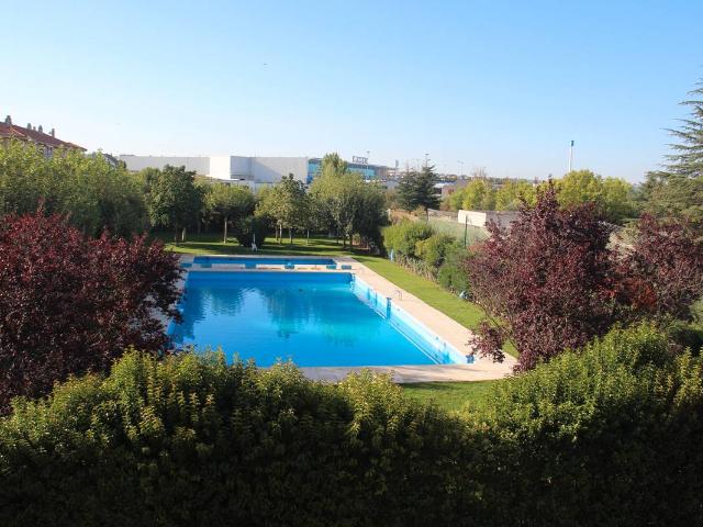 Piso en venta en Valdelagua, Santa Marta De Tormes