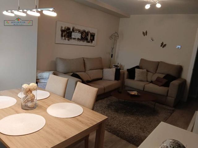 Piso en venta en Santa Marta De Tormes, Las Luminarias