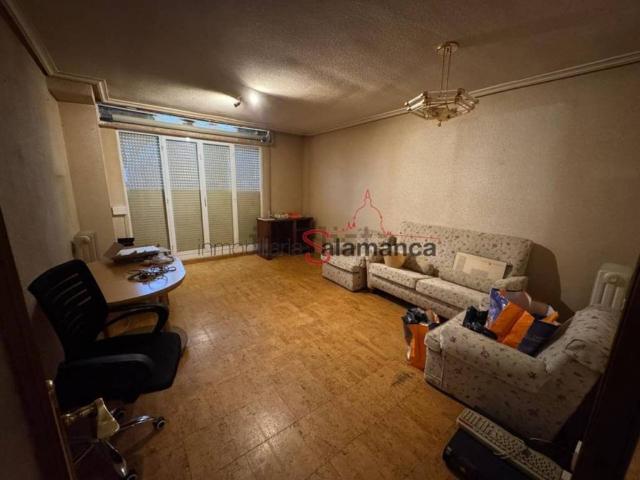 Piso en venta en Santa Marta De Tormes, Castilla y León