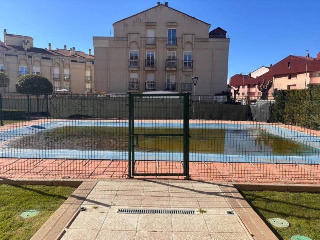 Piso en venta en Carbajosa De La Sagrada, Castilla y León