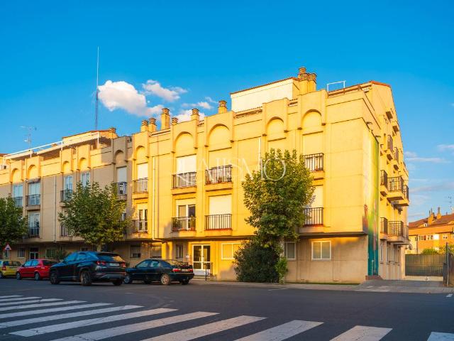 Piso en venta en Valdelagua, Santa Marta De Tormes