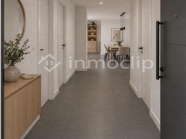 Piso en venta en Santa Marta De Tormes, Castilla y León