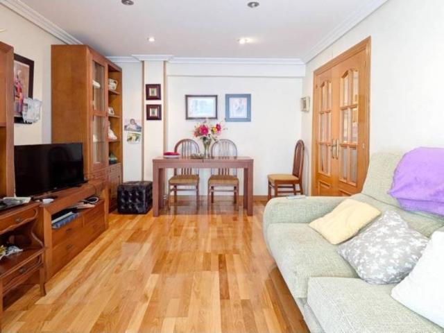 Piso en venta en Tetuán, Santander