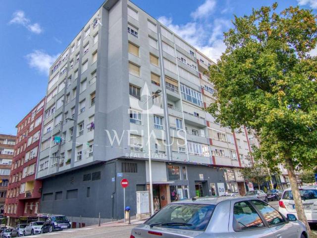 Piso en venta en Santander, Perines