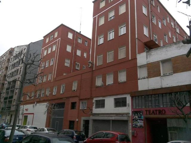Piso en venta en Perines, Santander