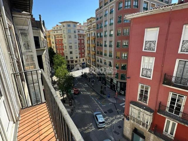 Piso en venta en Correos, Santander