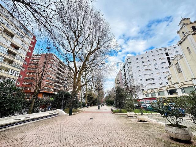 Piso en venta en Correos, Santander