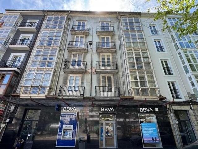 Piso en venta en Perines, Santander