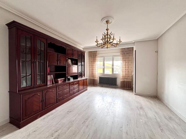 Piso en venta en Santibáñez De Béjar, Castilla y León