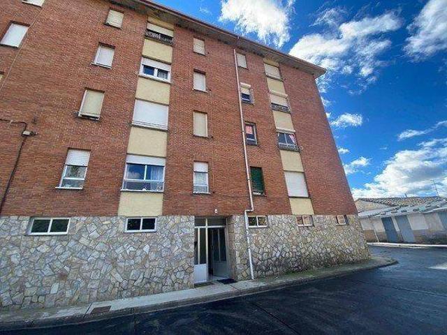 Piso en venta en Santibáñez De La Peña, Castilla y León