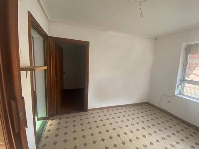 Piso en venta en Santibáñez De La Peña, Castilla y León