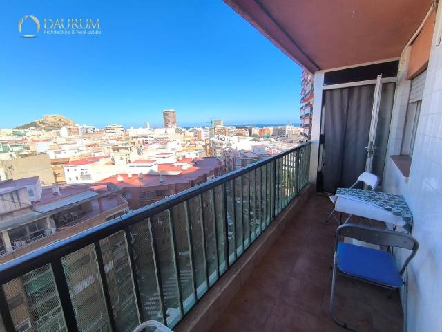 Piso en venta en Casco Antiguo - Santa Cruz - Ayuntamiento, l'Alacantí