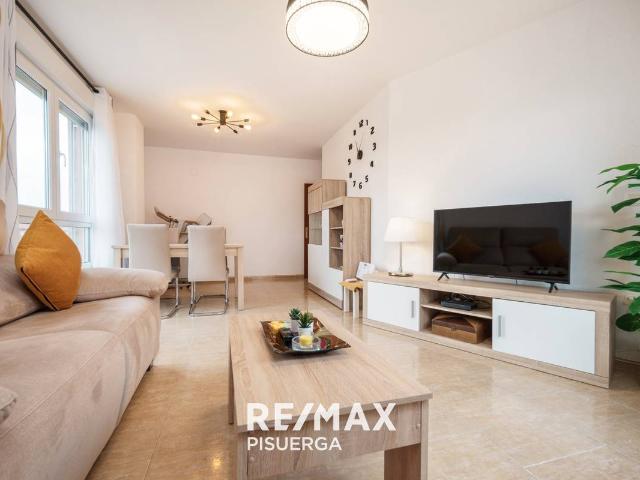 Piso en venta en Santovenia De Pisuerga, Castilla y León