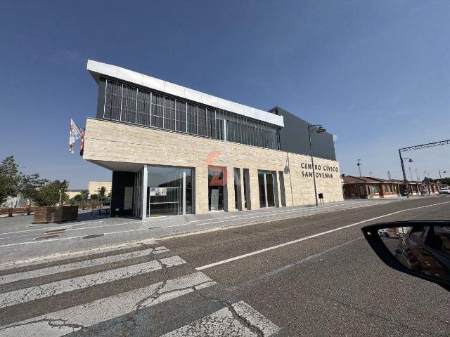 Piso en venta en Santovenia De Pisuerga, Castilla y León