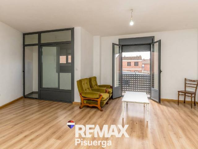 Piso en venta en Santovenia De Pisuerga, Castilla y León