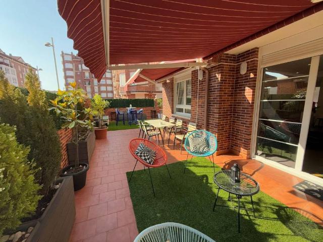 Piso en venta en Santoña, Cantabria