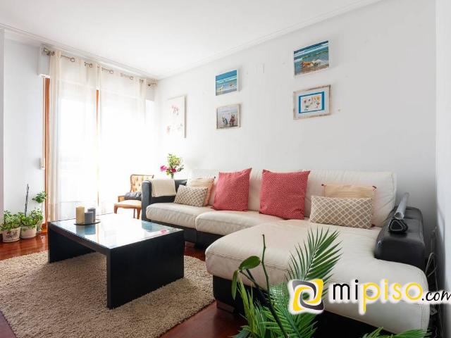 Piso en venta en Santoña