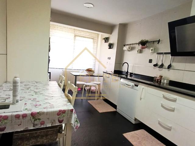 Piso en venta en Kabiezes, Santurtzi
