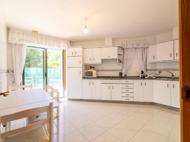 Piso en venta en Padriñán, O Salnés