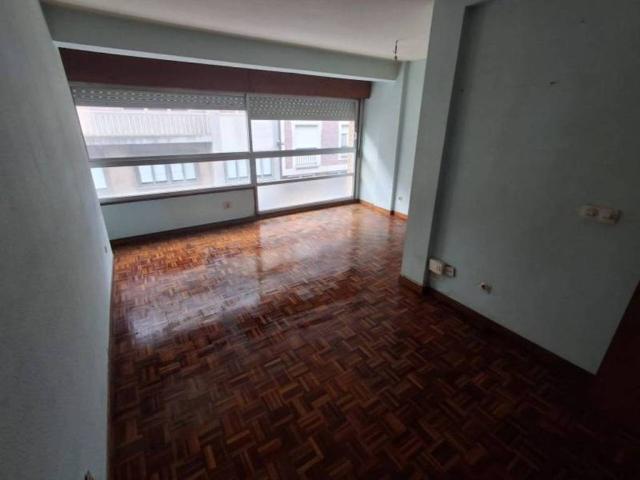 Piso en venta en Sarria