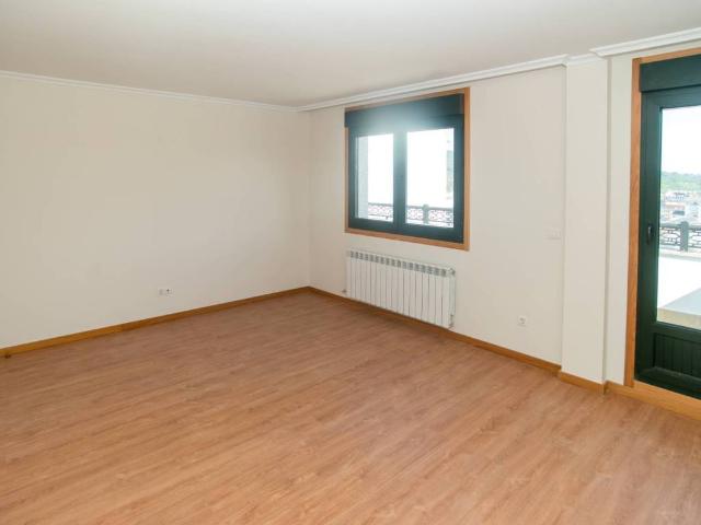 Piso en venta en Sarria