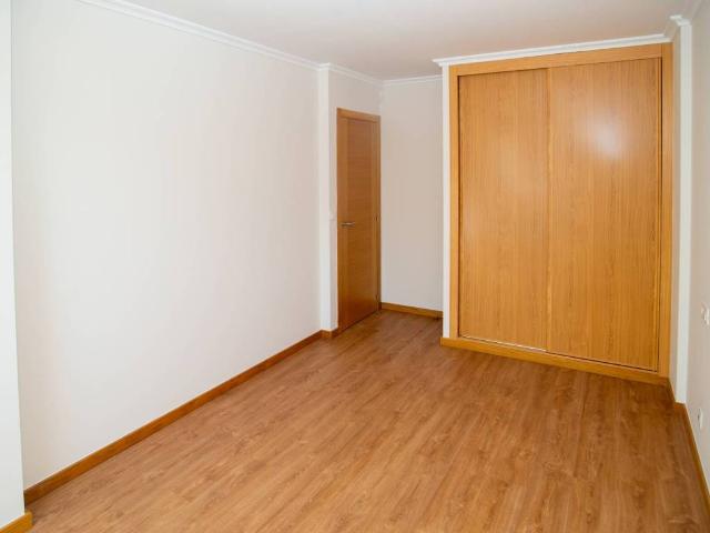 Piso en venta en Sarria