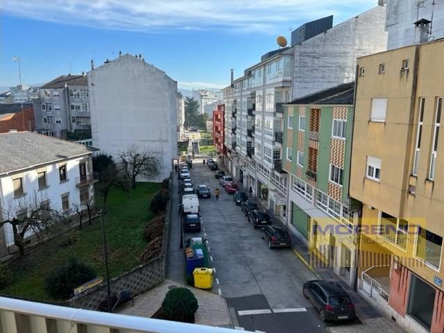 Piso en venta en Sarria