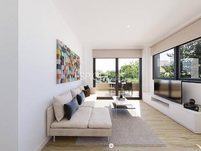 Piso en venta en Sarrià De Ter, Girona