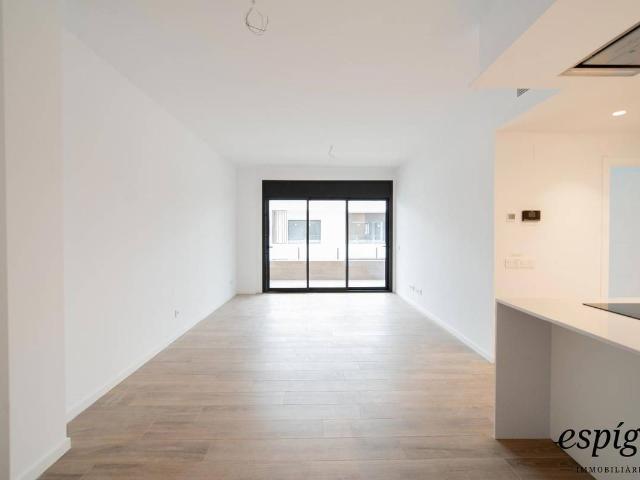 Piso en venta en Sarrià De Ter, la Rasa