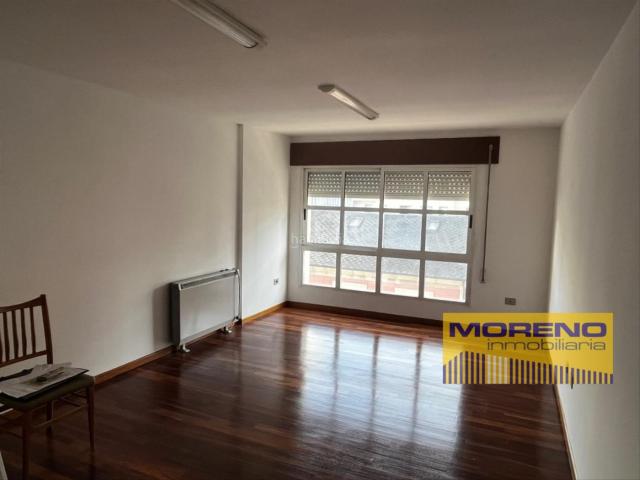 Piso en venta en Sarria