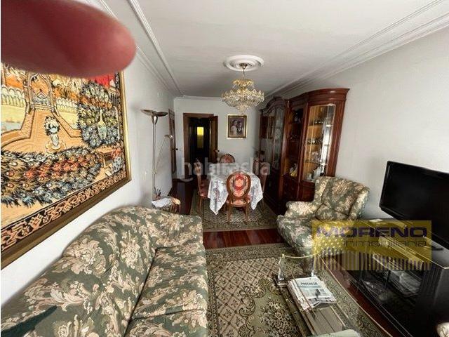 Piso en venta en Sarria