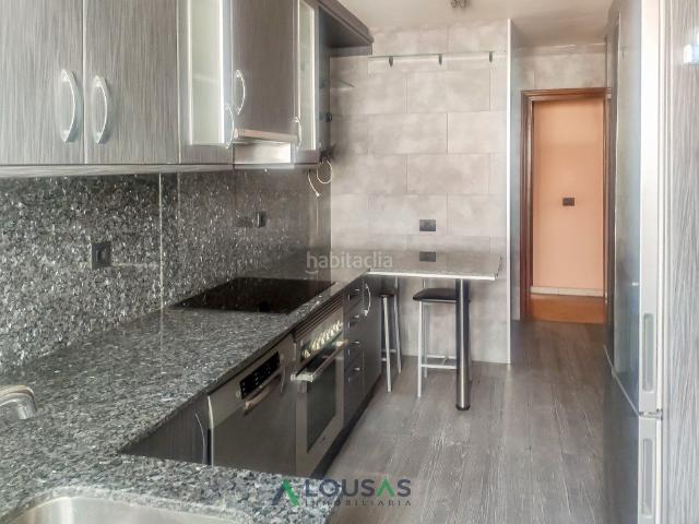 Piso en venta en Sarria
