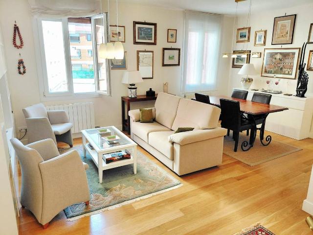 Piso en venta en Elexalde, Getxo