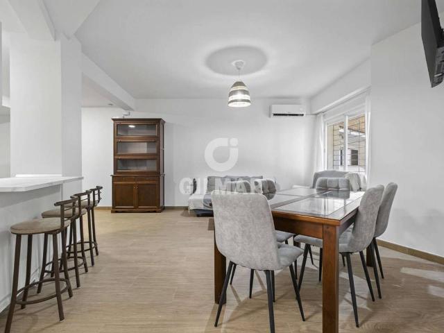 Piso en venta en Casco Antiguo, Sevilla