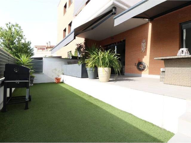 Piso en venta en Cerdanyola Del Vallès, Sant Martí