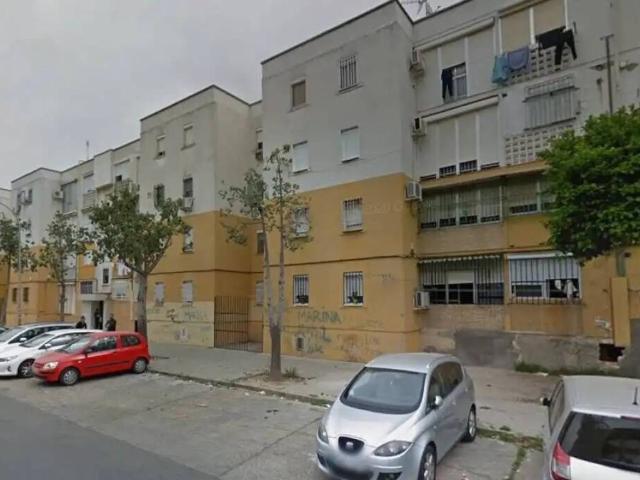 Piso en venta en Las 3000 Viviendas, Sevilla