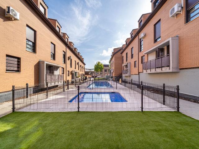Piso en venta en Sevilla La Nueva, Madrid