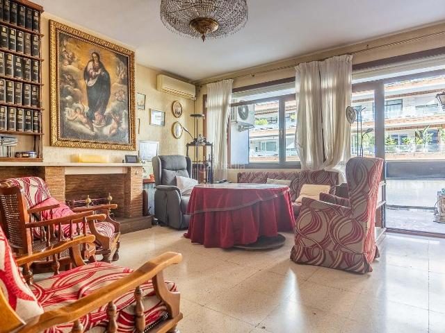 Piso en venta en Casco Antiguo, Sevilla