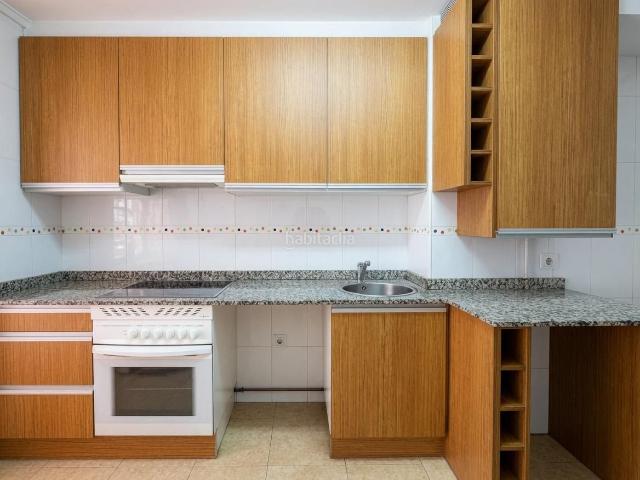 Piso en venta en Santolaya, Siero