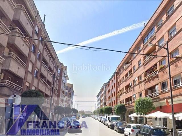 Piso en venta en Santolaya, Siero