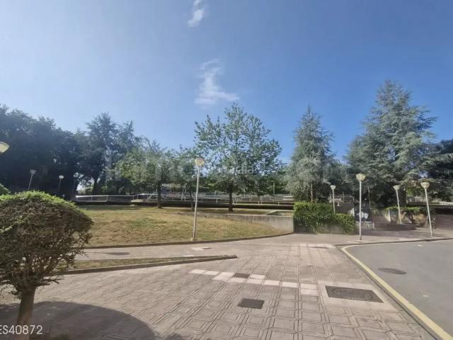 Piso en venta en Santolaya, Siero