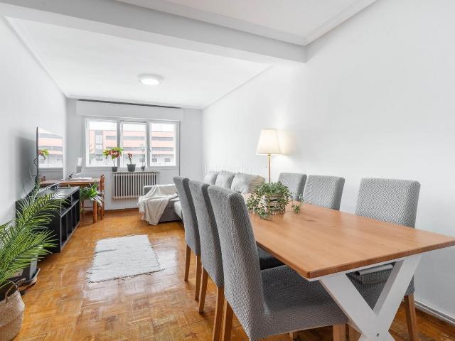 Piso en venta en Santolaya, Siero