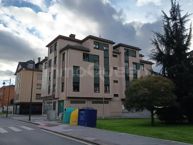 Piso en venta en Santolaya, Siero