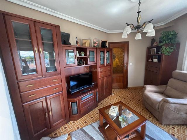 Piso en venta en Santolaya, Siero